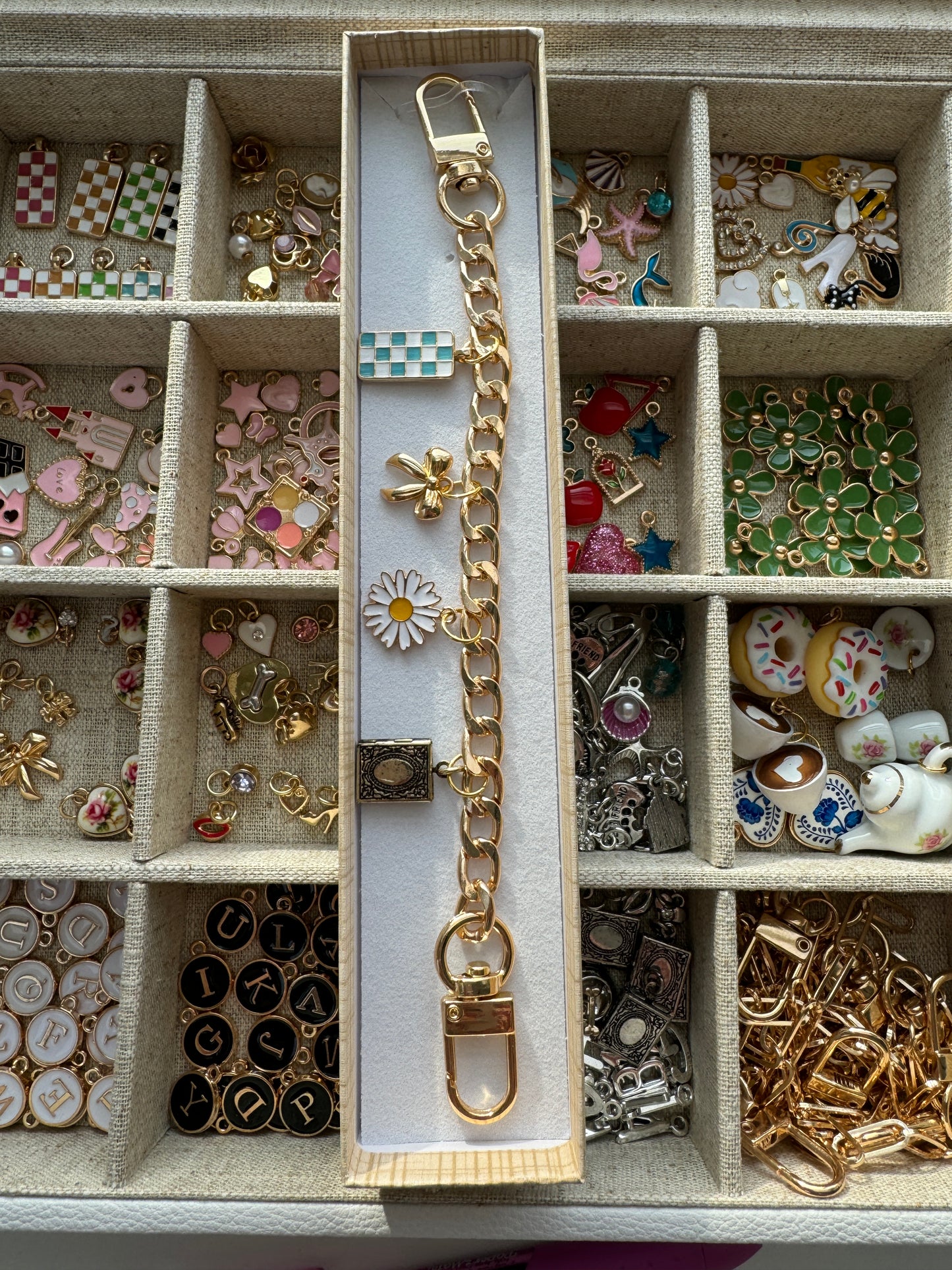 The Pearl Link Bag Chain