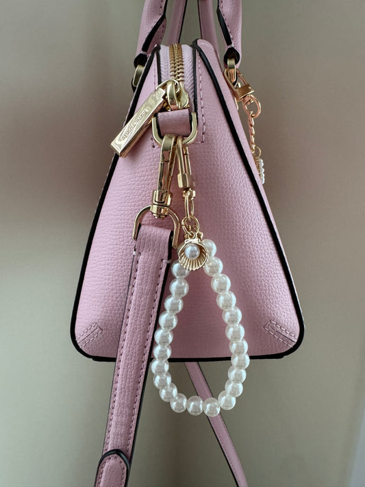 Pearl round keychain